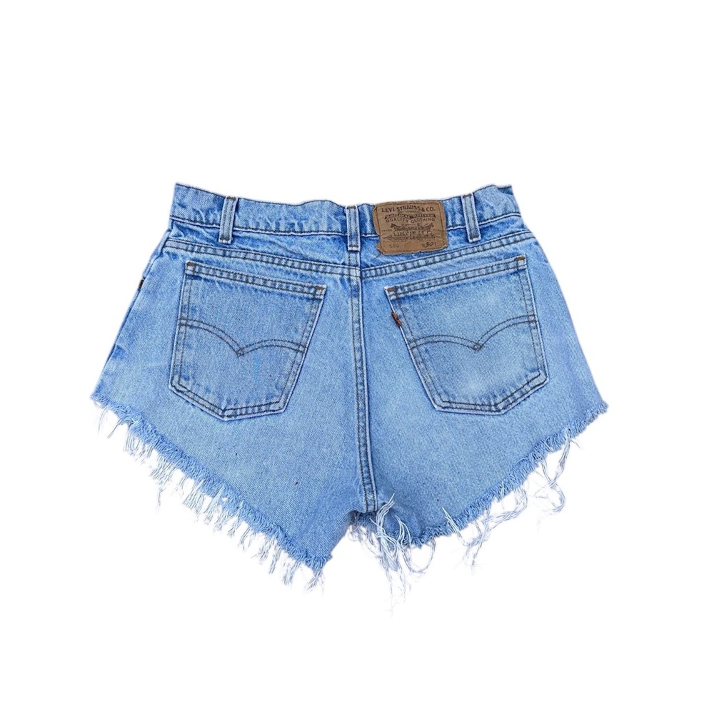 Vintage Levi’s Cut Off Booty Shorts